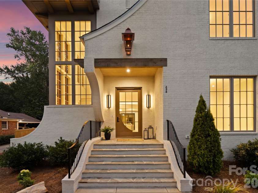 236 Wingrave Drive, Charlotte, NC 28270.  MLS# CAR4422775, YatesRealty ID 50500. 