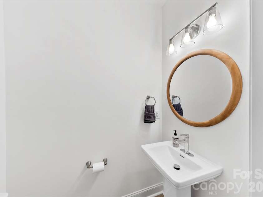 4114 Rutgers Avenue, Charlotte, NC 28206.  MLS# CAR4423213, YatesRealty ID 50502. 