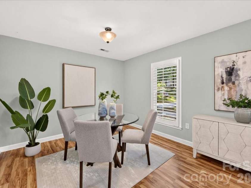 2624 Lawton Bluff Road, Charlotte, NC 28226.  MLS# CAR4423111, YatesRealty ID 50506. 