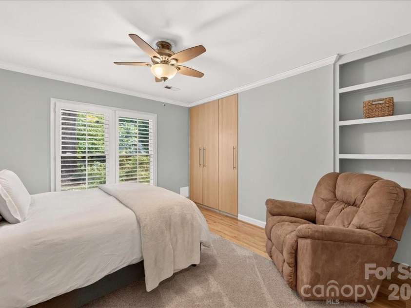 2624 Lawton Bluff Road, Charlotte, NC 28226.  MLS# CAR4423111, YatesRealty ID 50506. Built-in shelving and closet system!