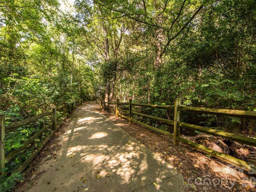 2624 Lawton Bluff Road, Charlotte, NC 28226.  MLS# CAR4423111, YatesRealty ID 50506. Walking trails!