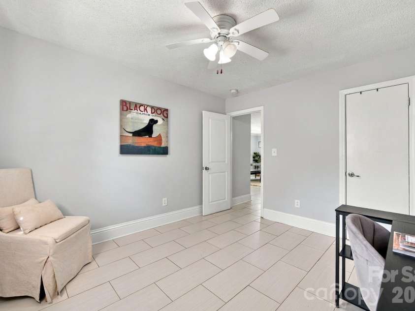 901 Furman Street, Dallas, NC 28034.  MLS# CAR4422984, YatesRealty ID 50511. 