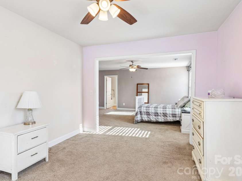 201 Taylors Creek Street, Mount Holly, NC 28120.  MLS# CAR4423412, YatesRealty ID 50512. 