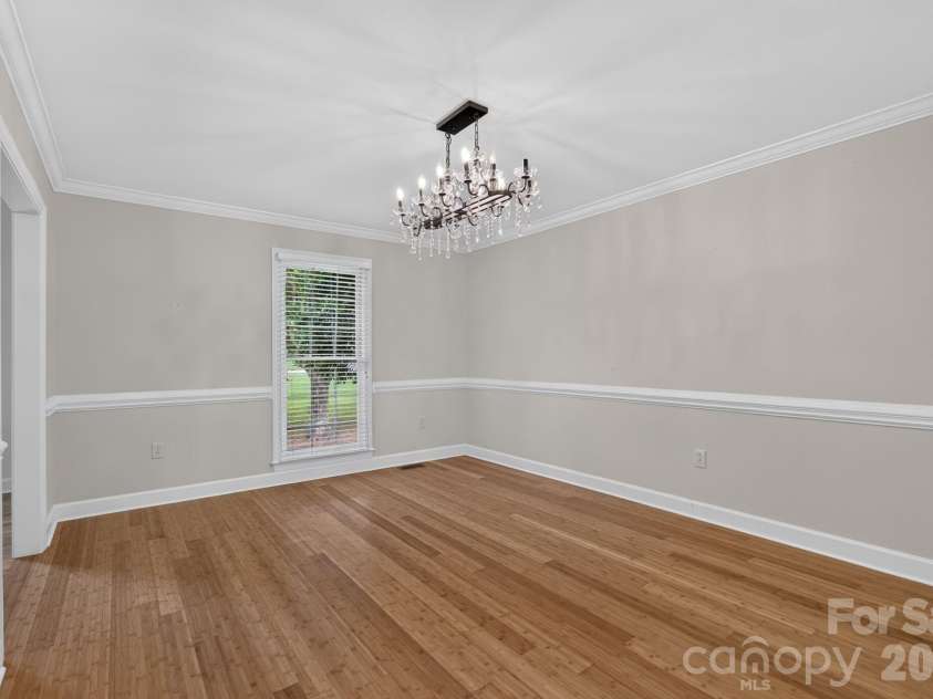 3517 Honeysuckle Drive, Matthews, NC 28104.  MLS# CAR4423576, YatesRealty ID 50513. Dining Room