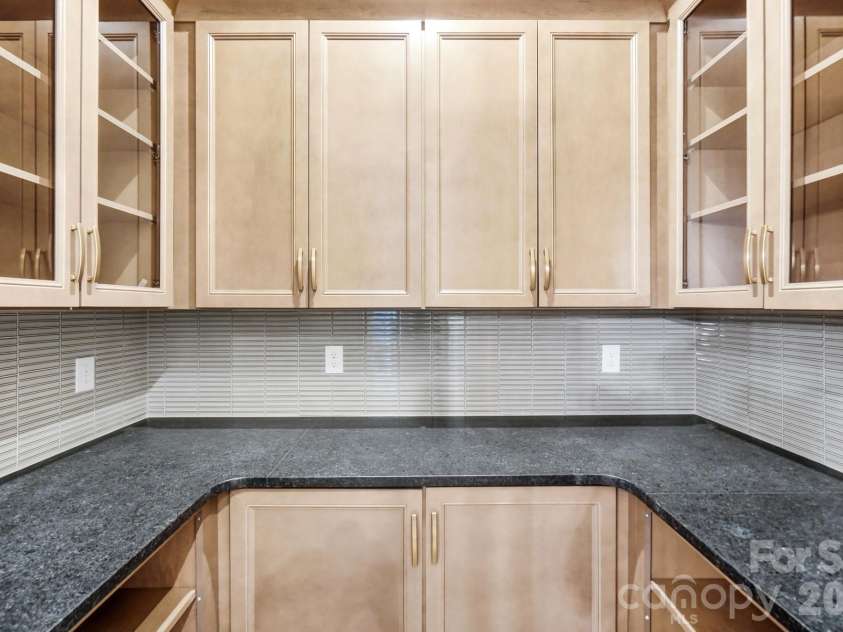 4023 Belle Mont Farm Avenue, Monroe, NC 28110.  MLS# CAR4423726, YatesRealty ID 50515. 