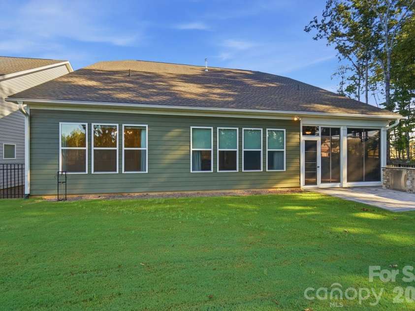 4023 Belle Mont Farm Avenue, Monroe, NC 28110.  MLS# CAR4423726, YatesRealty ID 50515. 