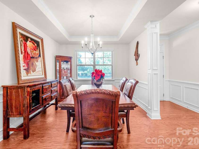1310 Robinson Oaks Drive, Gastonia, NC 28054.  MLS# CAR4423733, YatesRealty ID 50516. 