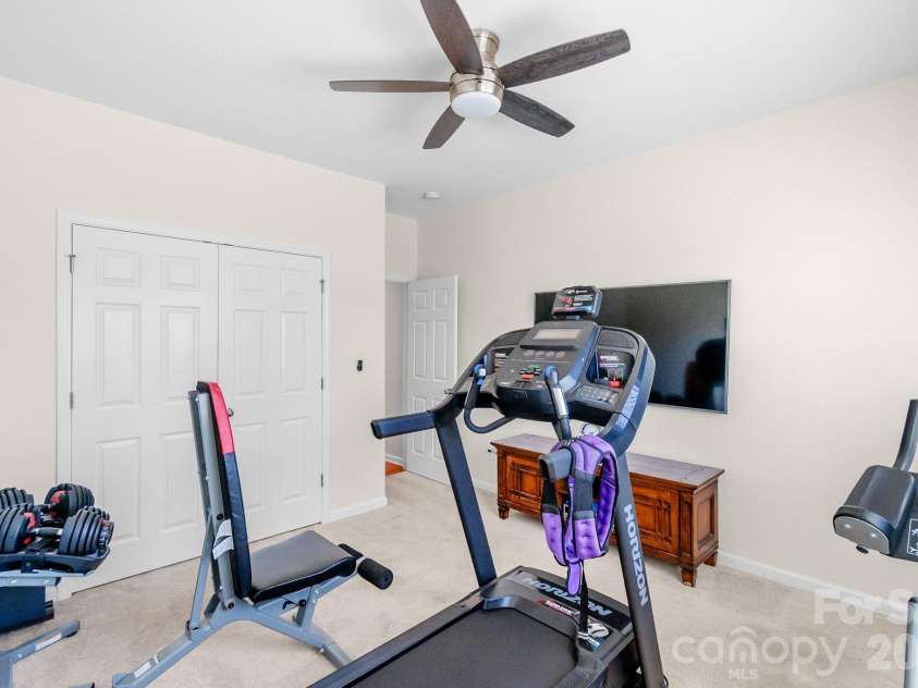1310 Robinson Oaks Drive, Gastonia, NC 28054.  MLS# CAR4423733, YatesRealty ID 50516. 