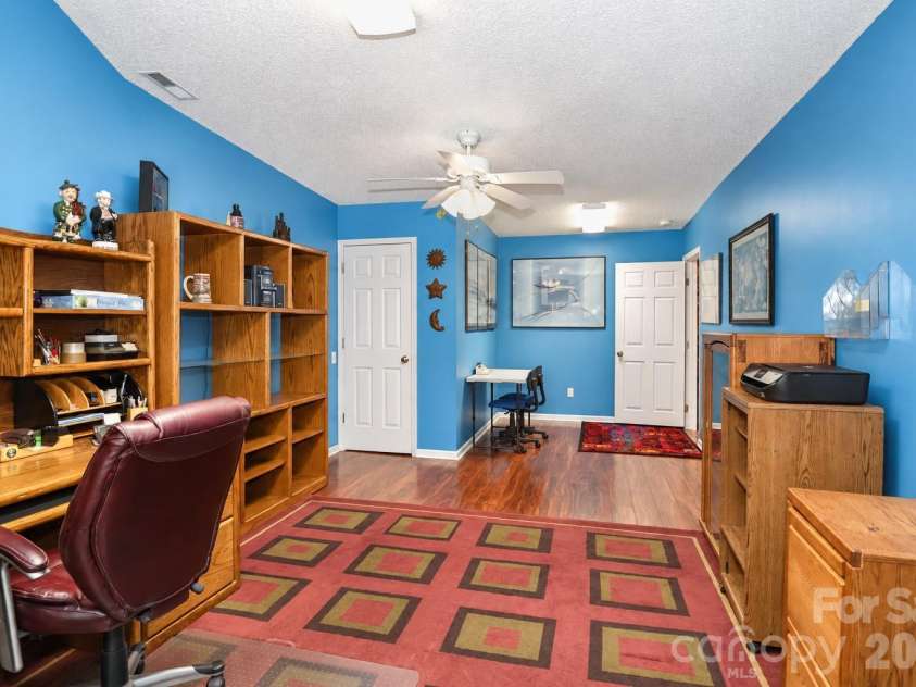 2174 Wexford Way, Statesville, NC 28625.  MLS# CAR4423918, YatesRealty ID 50517. 