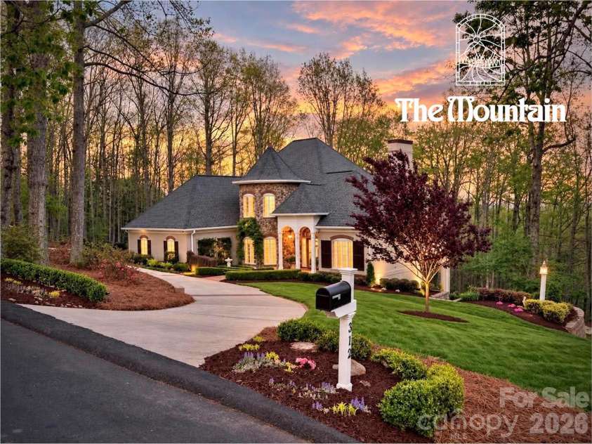 312 Eagles Walk, Gastonia, NC 28056.  MLS# CAR4421205, YatesRealty ID 50520. 