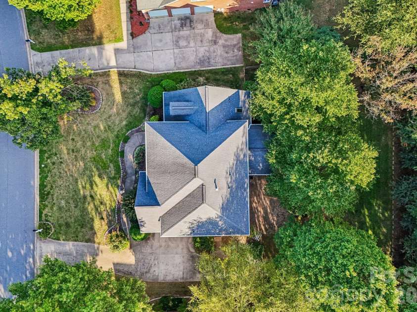 10204 Vixen Lane, Huntersville, NC 28078.  MLS# CAR4421870, YatesRealty ID 50521. 