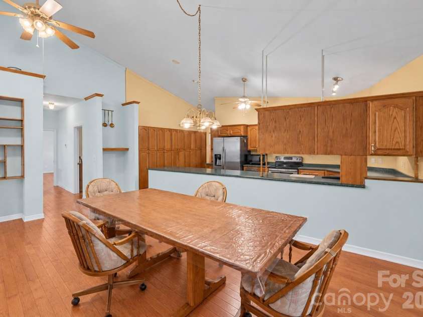 6034 Lookout Heights Drive, Claremont, NC 28610.  MLS# CAR4421400, YatesRealty ID 50522. Dining Area