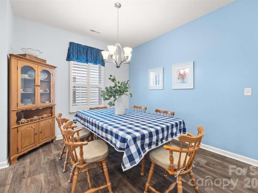 22444 Gateway Drive, Lancaster, SC 29720.  MLS# CAR4420813, YatesRealty ID 50525. Dining area