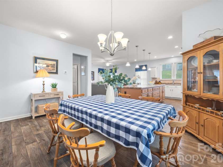 22444 Gateway Drive, Lancaster, SC 29720.  MLS# CAR4420813, YatesRealty ID 50525. Dining area