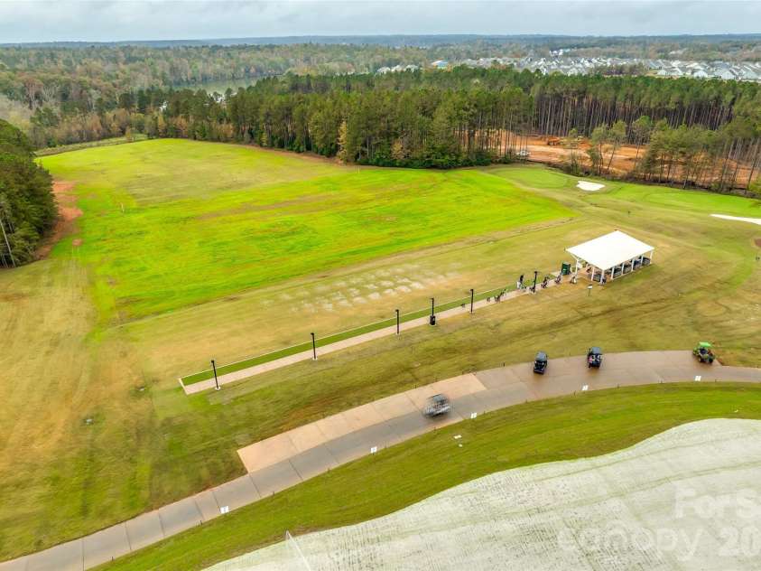 22444 Gateway Drive, Lancaster, SC 29720.  MLS# CAR4420813, YatesRealty ID 50525. Edgewater common area