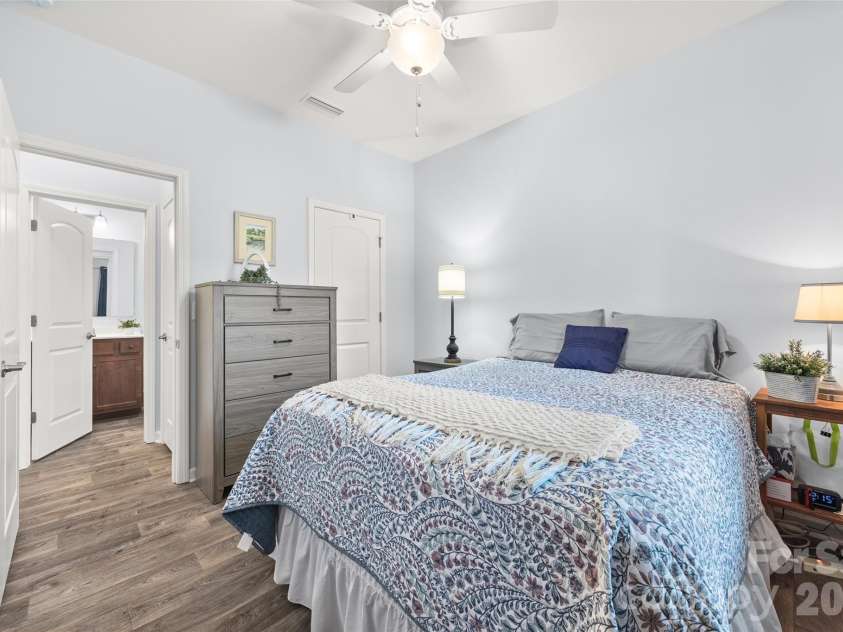 22444 Gateway Drive, Lancaster, SC 29720.  MLS# CAR4420813, YatesRealty ID 50525. Second Bedroom