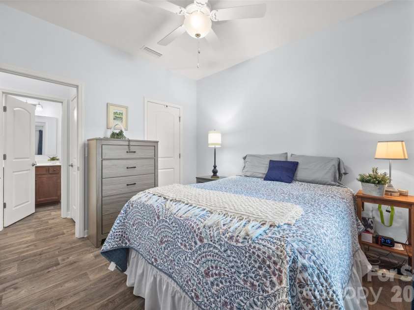 22444 Gateway Drive, Lancaster, SC 29720.  MLS# CAR4420813, YatesRealty ID 50525. Second Bedroom