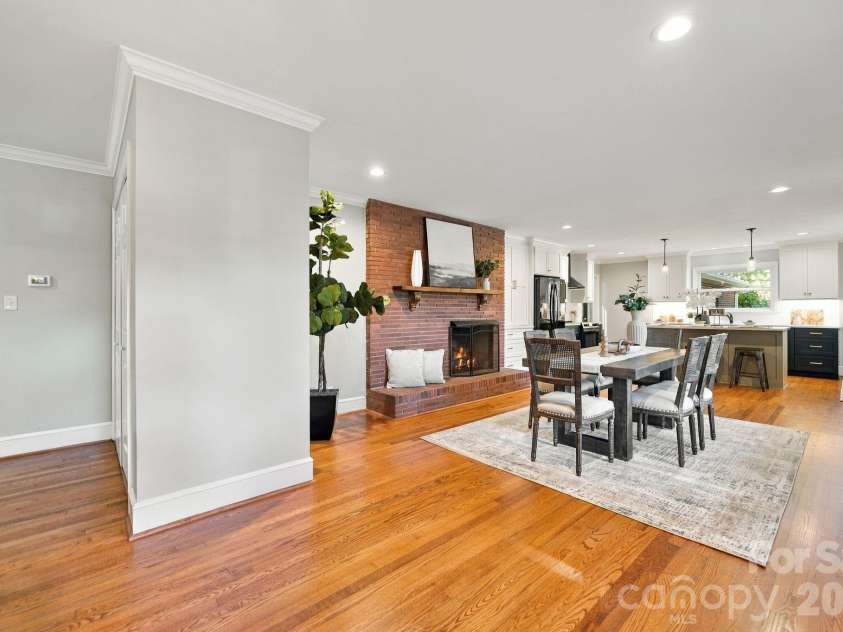 124 Oak Trail, Belmont, NC 28012.  MLS# CAR4422704, YatesRealty ID 50529. Formal Living/Dining Room