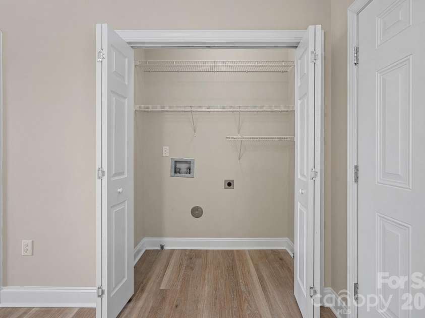 103 High Ridge Road, Mooresville, NC 28117.  MLS# CAR4344209, YatesRealty ID 5053. 