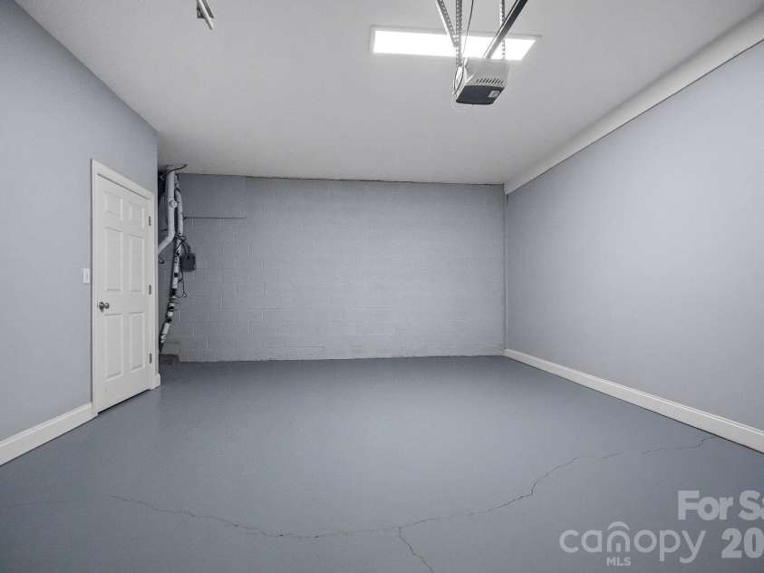 103 High Ridge Road, Mooresville, NC 28117.  MLS# CAR4344209, YatesRealty ID 5053. 