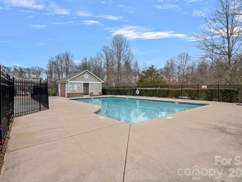 103 High Ridge Road, Mooresville, NC 28117.  MLS# CAR4344209, YatesRealty ID 5053. 