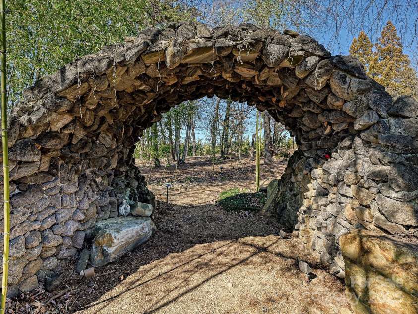 172 Tuckertown Road, New London, NC 28127.  MLS# CAR4215273, YatesRealty ID 5053. 