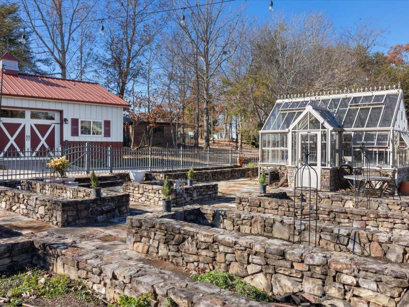 172 Tuckertown Road, New London, NC 28127.  MLS# CAR4215273, YatesRealty ID 5053. English Gardens