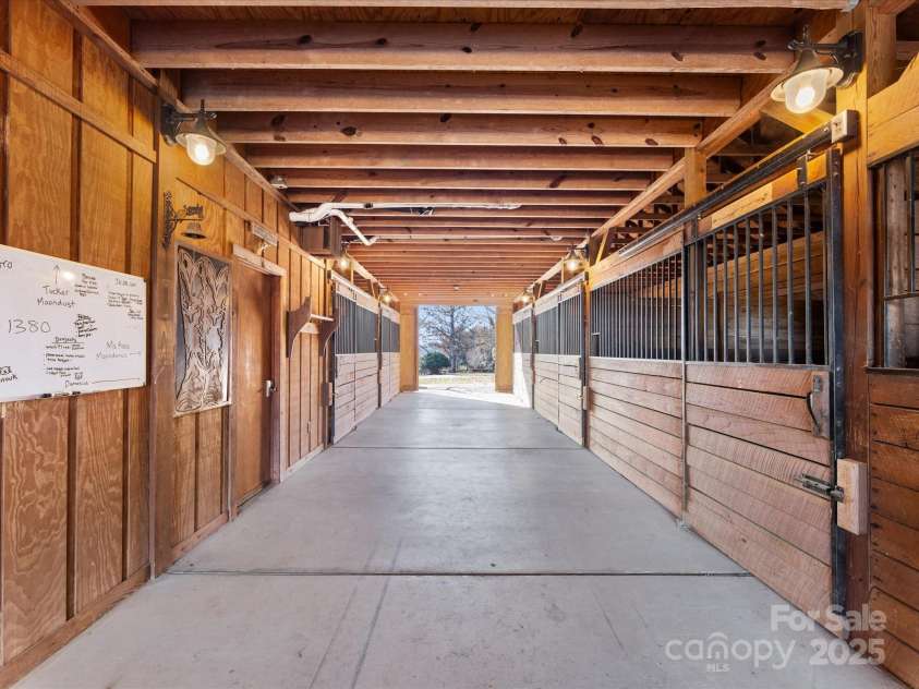 172 Tuckertown Road, New London, NC 28127.  MLS# CAR4215273, YatesRealty ID 5053. Main Barn