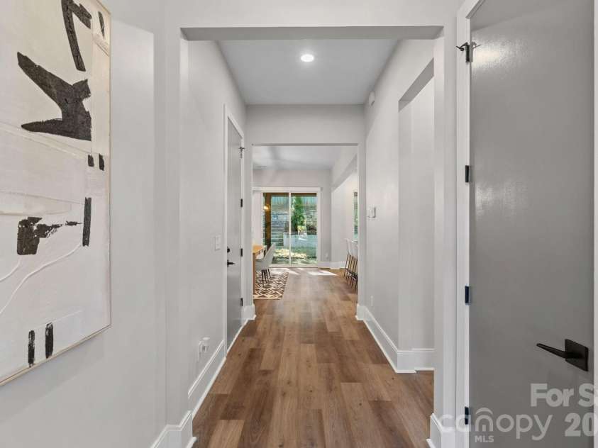 1316 Seigle Avenue, Charlotte, NC 28205.  MLS# CAR4422395, YatesRealty ID 50530. 