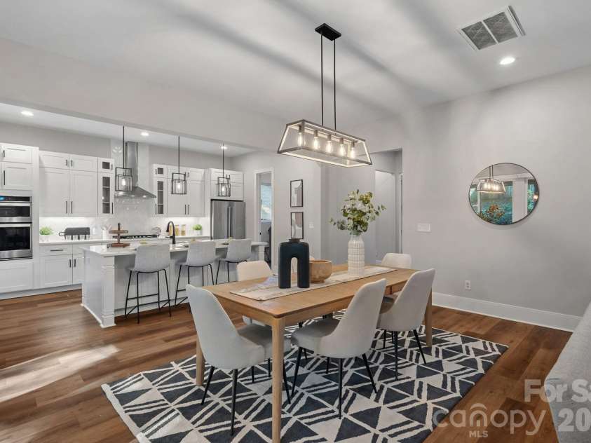 1316 Seigle Avenue, Charlotte, NC 28205.  MLS# CAR4422395, YatesRealty ID 50530. 
