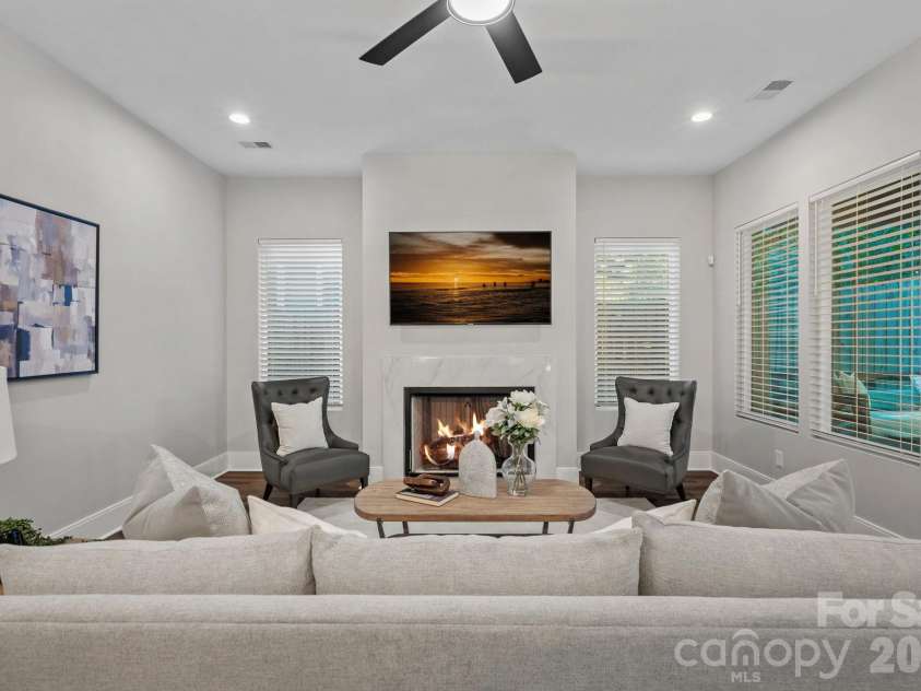 1316 Seigle Avenue, Charlotte, NC 28205.  MLS# CAR4422395, YatesRealty ID 50530. 