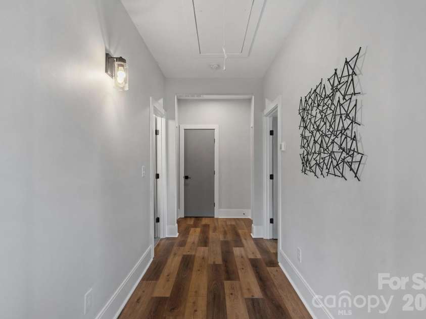 1316 Seigle Avenue, Charlotte, NC 28205.  MLS# CAR4422395, YatesRealty ID 50530. 