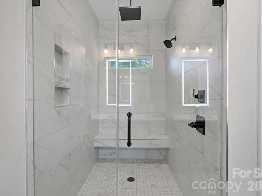 1316 Seigle Avenue, Charlotte, NC 28205.  MLS# CAR4422395, YatesRealty ID 50530. 