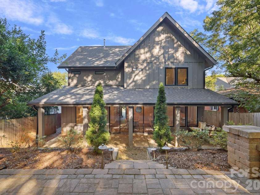 1316 Seigle Avenue, Charlotte, NC 28205.  MLS# CAR4422395, YatesRealty ID 50530. 