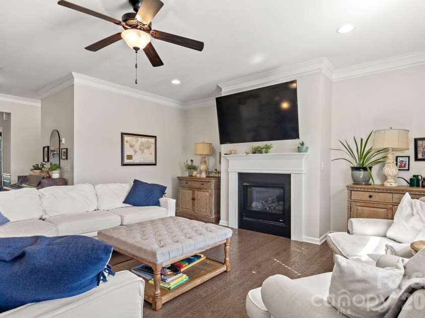 520 Stickley Place, Lancaster, SC 29720.  MLS# CAR4422538, YatesRealty ID 50531. 