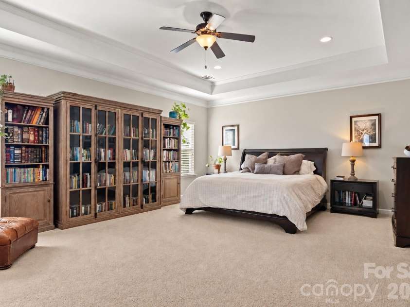 520 Stickley Place, Lancaster, SC 29720.  MLS# CAR4422538, YatesRealty ID 50531. Primary suite