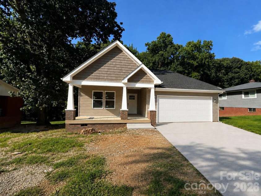 1211 Clifton Street, Kannapolis, NC 28081.  MLS# CAR4418022, YatesRealty ID 50533. AI enhanced image