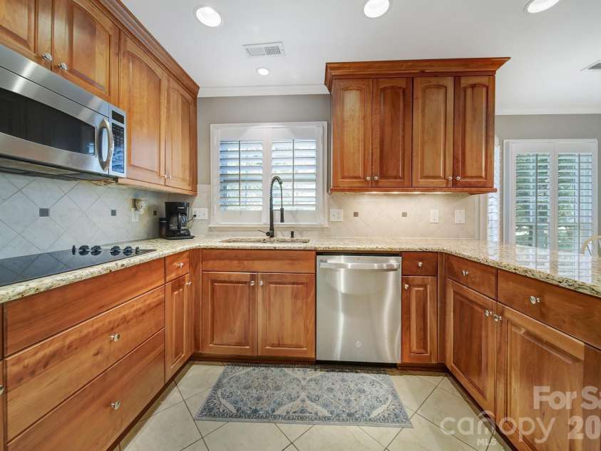 445 Cranborne Chase None, Fort Mill, SC 29708.  MLS# CAR4418738, YatesRealty ID 50536. 