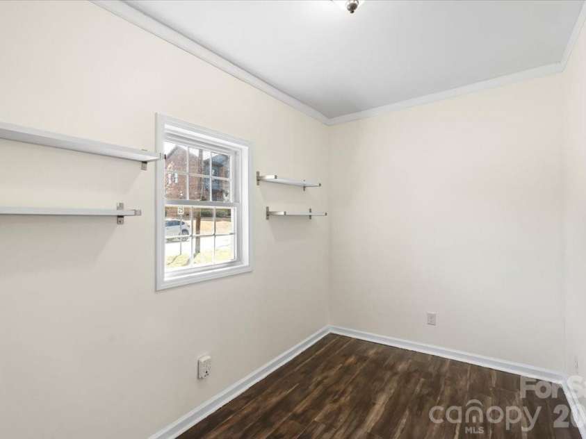305 Linestowe Drive, Belmont, NC 28012.  MLS# CAR4355953, YatesRealty ID 5054. 