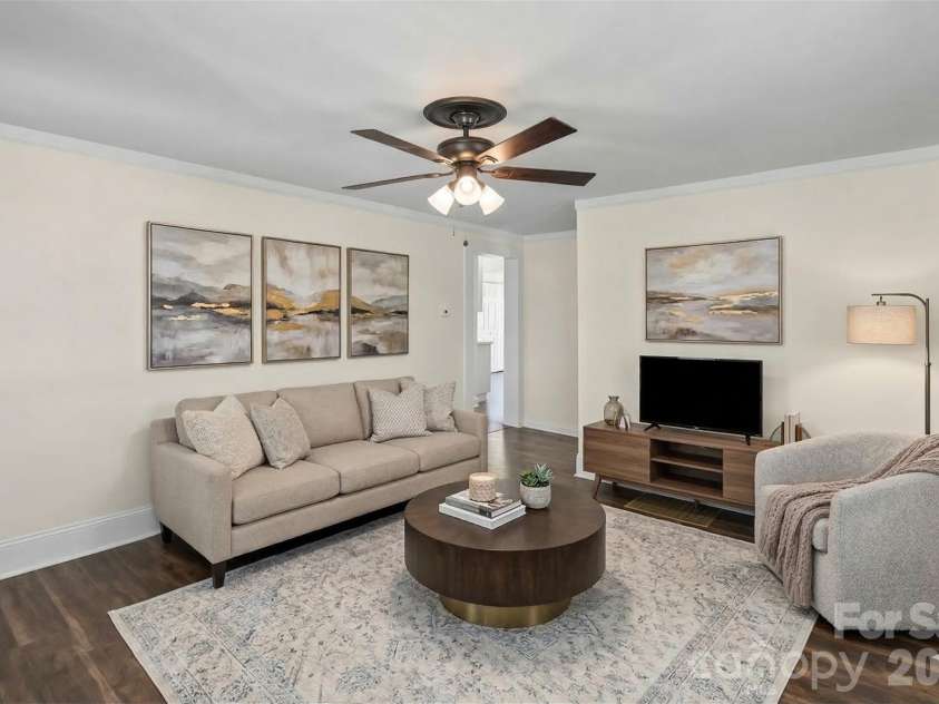 305 Linestowe Drive, Belmont, NC 28012.  MLS# CAR4355953, YatesRealty ID 5054. Virtual staged LR