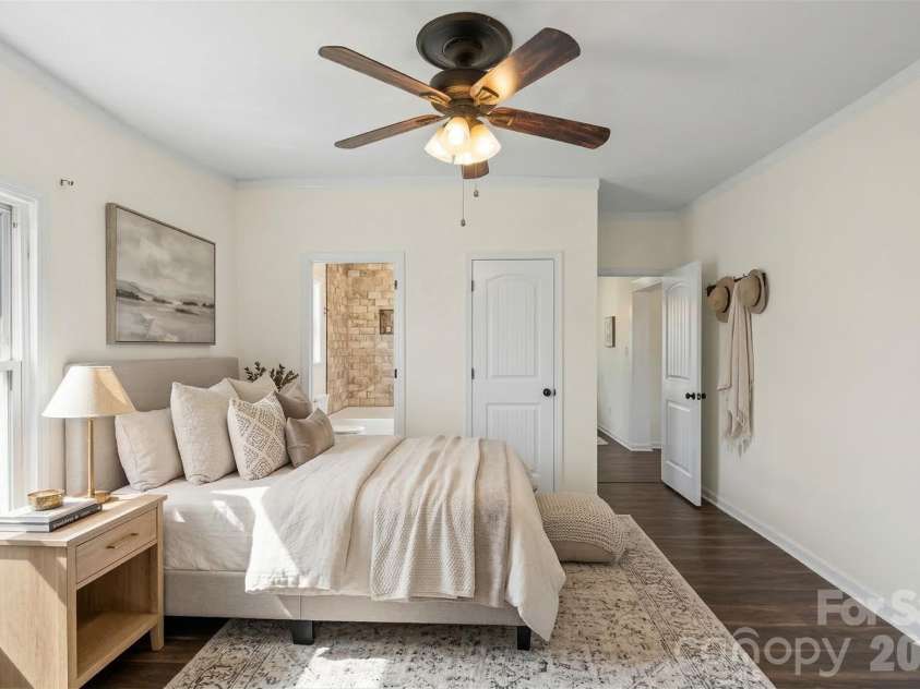 305 Linestowe Drive, Belmont, NC 28012.  MLS# CAR4355953, YatesRealty ID 5054. Virtual staged primary BR