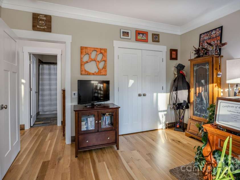 937 Retreat Way, Ridgeway, SC 29130.  MLS# CAR4217214, YatesRealty ID 5054. 