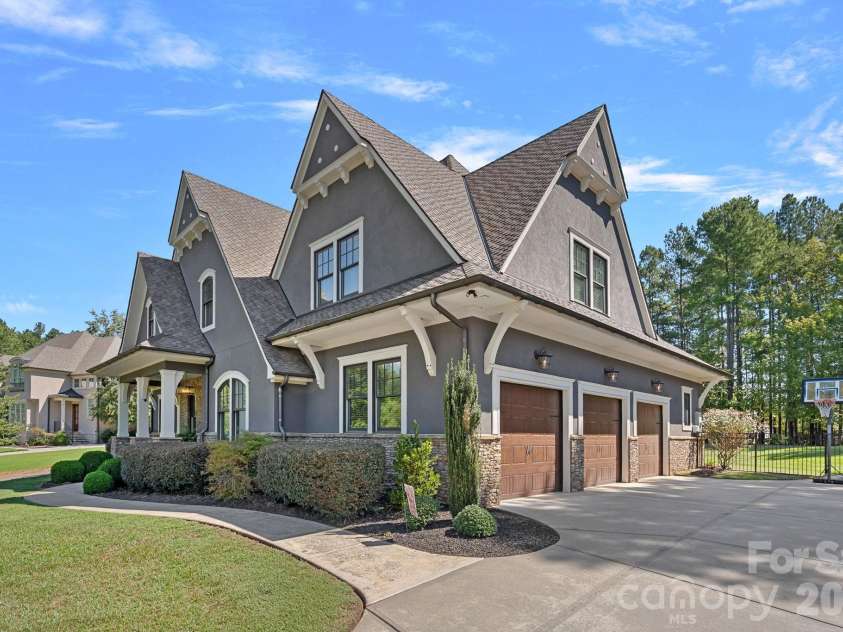 5113 Watermead Lane, Belmont, NC 28012.  MLS# CAR4419879, YatesRealty ID 50541. 