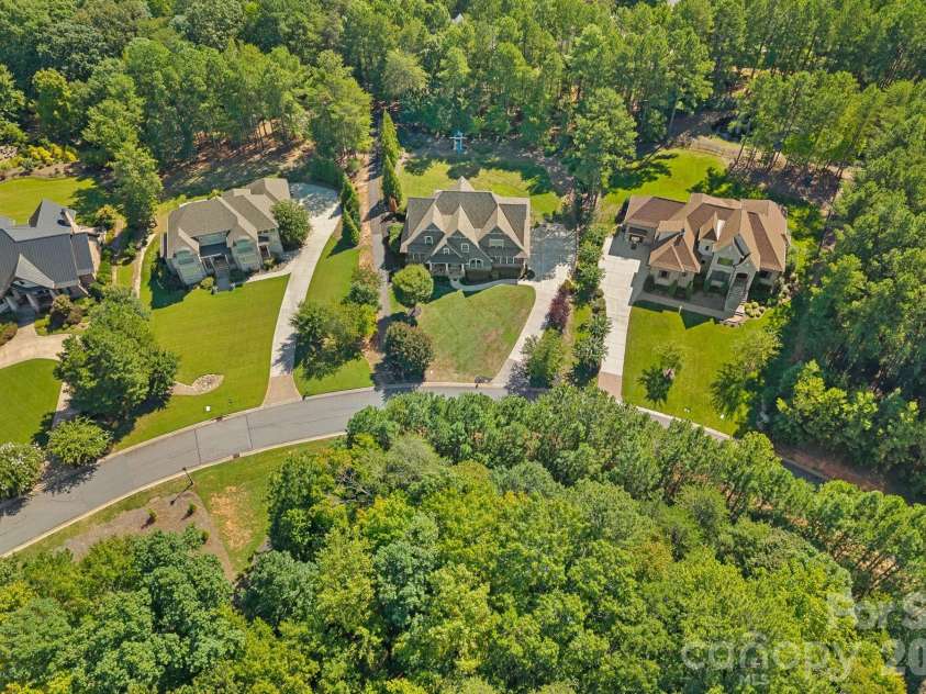 5113 Watermead Lane, Belmont, NC 28012.  MLS# CAR4419879, YatesRealty ID 50541. 