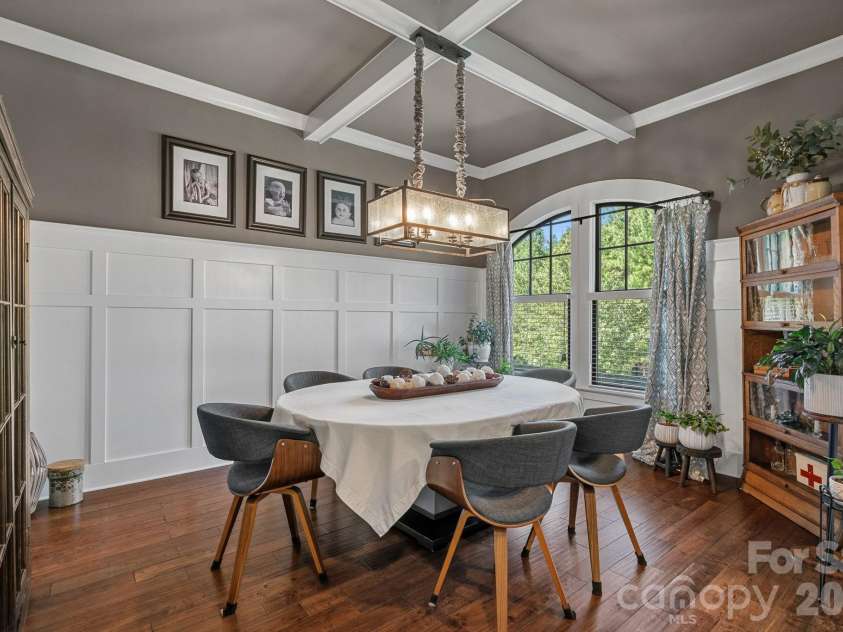 5113 Watermead Lane, Belmont, NC 28012.  MLS# CAR4419879, YatesRealty ID 50541. Dining area