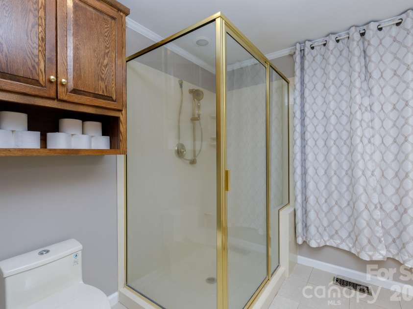 411 Cherokee National Highway, Gaffney, SC 29341.  MLS# CAR4420560, YatesRealty ID 50542. 