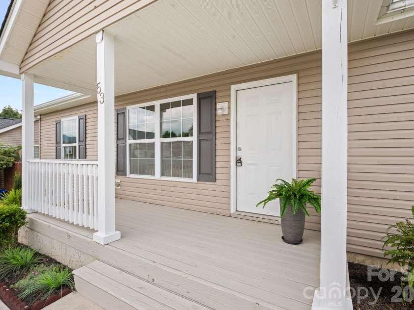 53 Newberry Drive, Fletcher, NC 28732.  MLS# CAR4411707, YatesRealty ID 50543. 