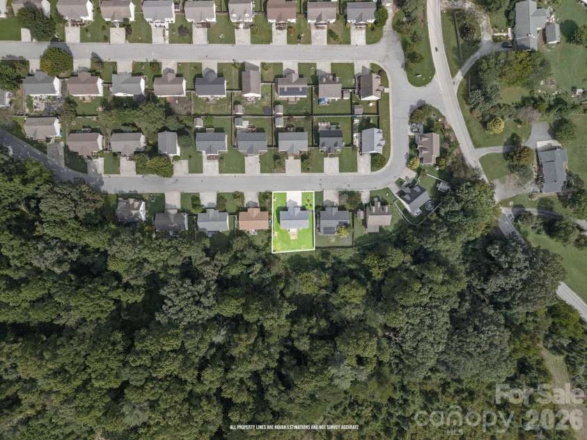 53 Newberry Drive, Fletcher, NC 28732.  MLS# CAR4411707, YatesRealty ID 50543. 