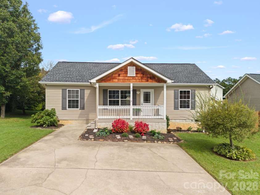 78 Newberry Drive, Fletcher, NC 28732.  MLS# CAR4411702, YatesRealty ID 50544. 