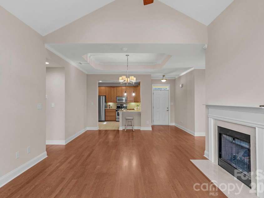 3038 Bellasera Way, Matthews, NC 28105.  MLS# CAR4319866, YatesRealty ID 50545. 